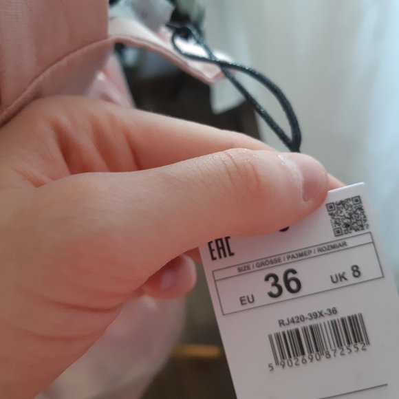 Pink Dress - Picture 5 of 5